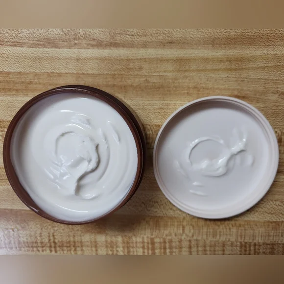 Bath & Body Works Coco + Shea Body Butter - Picture 8 of 8